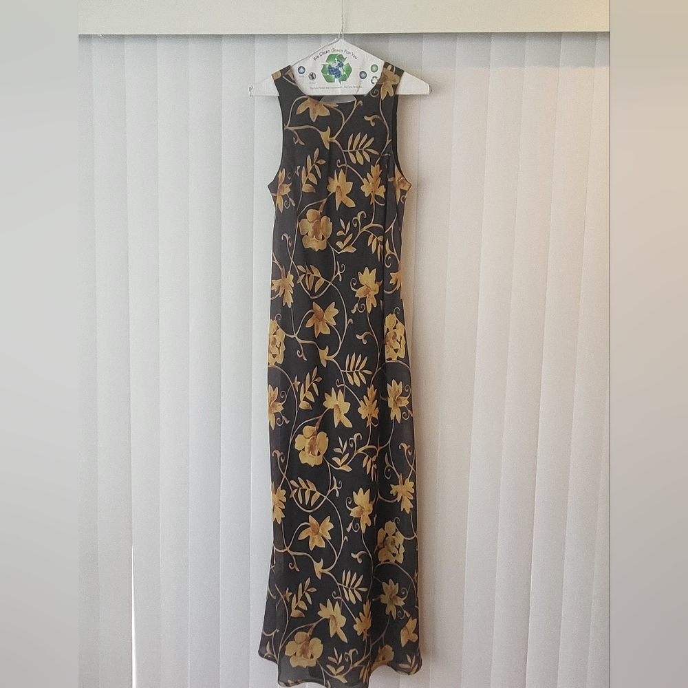 N.O.E. floral dress w/ keyhole back, size L